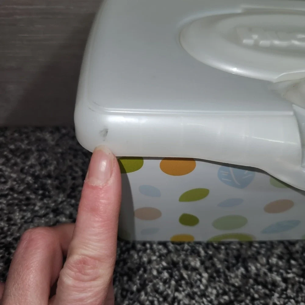 Huggies Baby Wipes Container EMPTY Wipe Case Holder White Leaves Circles Nature
